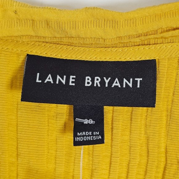 Lane Bryant Mustard Yellow Plus NWT Womens Size 20 Short Sleeve Button Shirt - Picture 4 of 7